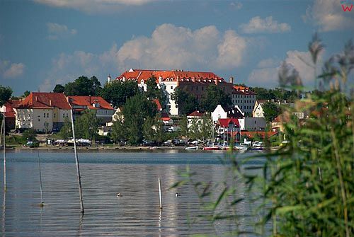 Warm-Maz. Ryn, panorama przez jezioro Rynskie.